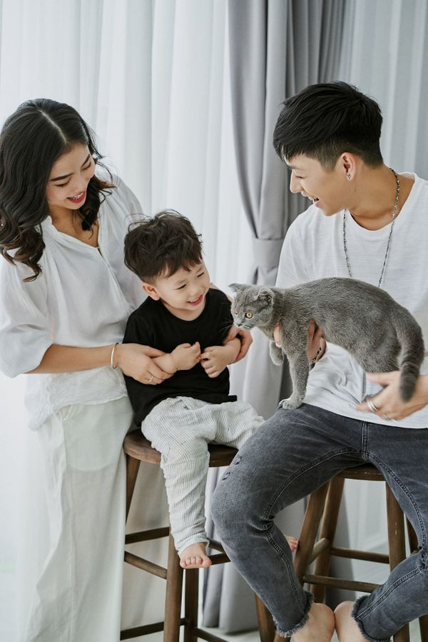 Ba Duy - Nam Thuong tu hao khoe nha moi tau 