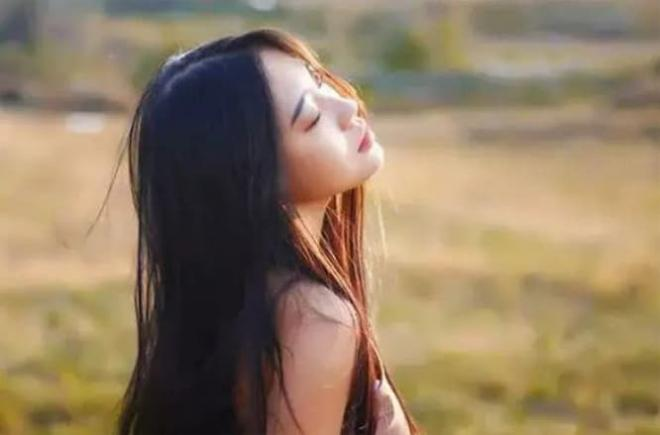 Phu nu co 3 dac diem nay thuong de ngoai tinh-Hinh-3