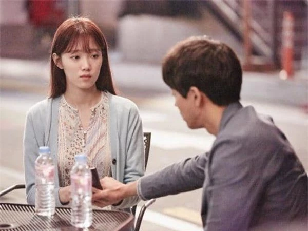 Co nen ket hon voi nguoi yeu ban rat nhieu nhung lai ngheo khong?-Hinh-2