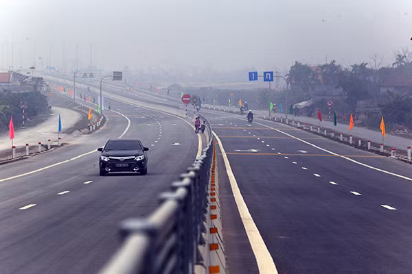 Binh luan Thu tuong phat lenh thong xe tuyen duong bo noi 2 cao toc-Hinh-3