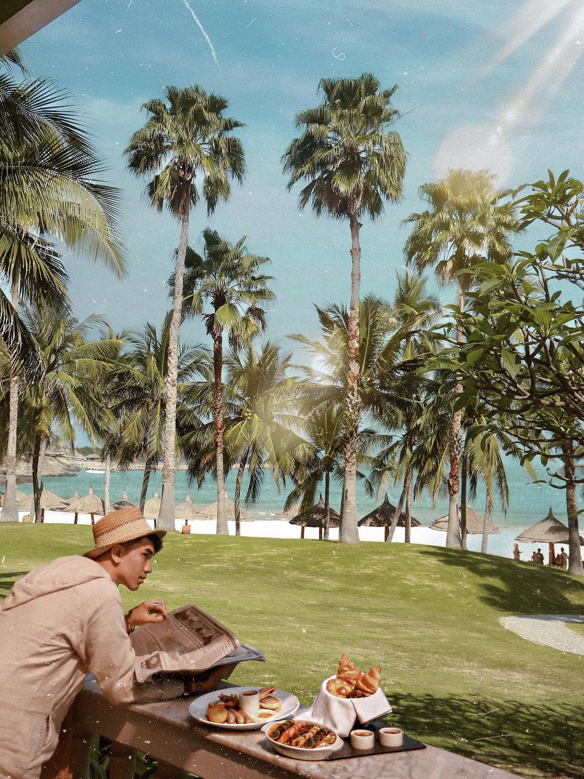 Chọn bạn đồng hành: Vui chơi có đội, chụp hình có đôi nên khi du lịch, bạn đừng quên rủ những người bạn có chung niềm đam mê chụp ảnh đi cùng.