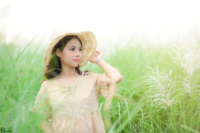 Bởi vậy mà cô luôn dành nhiều thời gian để học hỏi, và tìm hiểu về công việc. Sau khi tốt nghiệp, gác lại công việc học tập, 9X quyết định theo đuổi con đường kinh doanh.