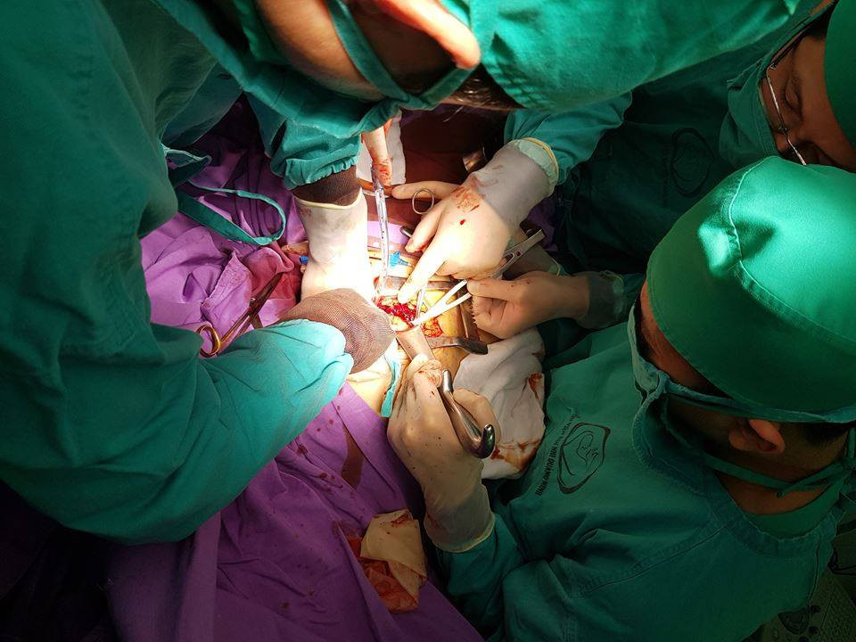 3 nam khong dieu tri, khoi u buong trung phat trien thanh ung thu