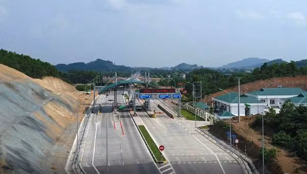 Trạm BOT Km 72+930 tuyến đường Thái Nguyên-Chợ Mới. Ảnh: VNN.