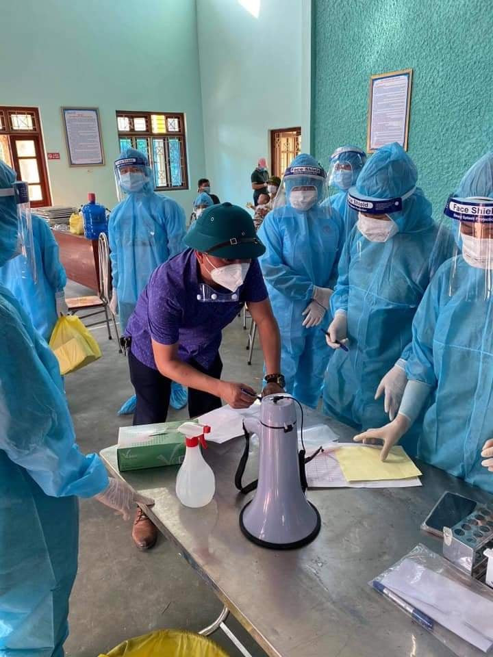 Tính đến 17h30 ngày 19/5/2021, toàn tỉnh đã lấy được 305.324 mẫu; đã chạy có kết quả 280.856 mẫu, còn 24.468 mẫu đang chờ chạy.