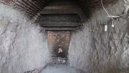 Nguyên nhân của vụ tai nạn lao động tại lò nung vôi xảy ra ở xã Hoàng Giang, huyện Nông Cống, tỉnh Thanh Hóa khiến 8 người chết và 1 người bị thương nặng có thể là do các nạn nhân bị ngộ độc khí CO. Nguồn ảnh: Đại đoàn kết.