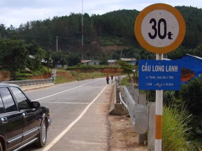 Tên cầu rất thơ mộng, lãng mạn.