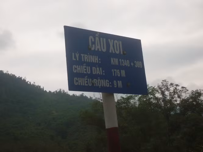 Đã có cầu bánh rán thì phải có cầu "xơi".