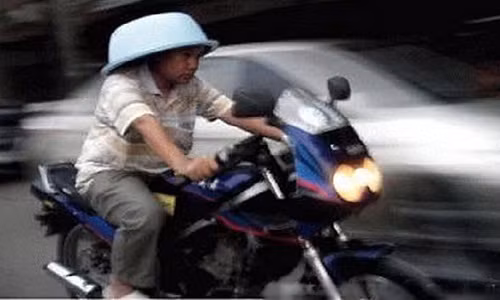 Mũ bảo hiểm kiểu mới.