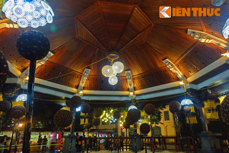 Đây là cơ hội người dân thủ đô và du khách được biết đến những sản phẩm thủ công mỹ nghệ làng nghề Việt Nam nói chung và thủ đô nói riêng.