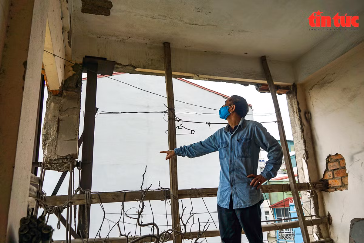 Khu tập thể Thành Công (quận Đống Đa, Hà Nội) cũng trong tình trạng xuống cấp nghiêm trọng.