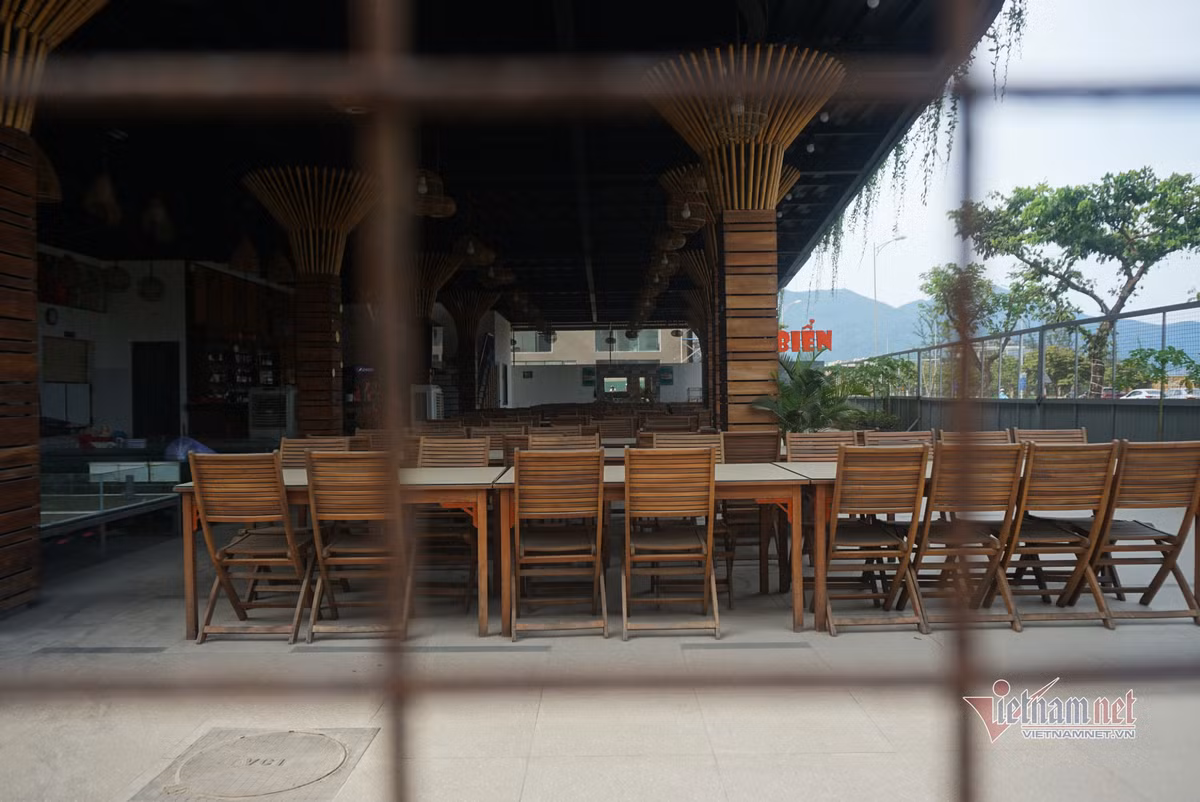 Trước kia, vào thời điểm này Đà Nẵng bước vào kỳ du lịch hè lượng khách đến tham quan, ăn uống rất lớn