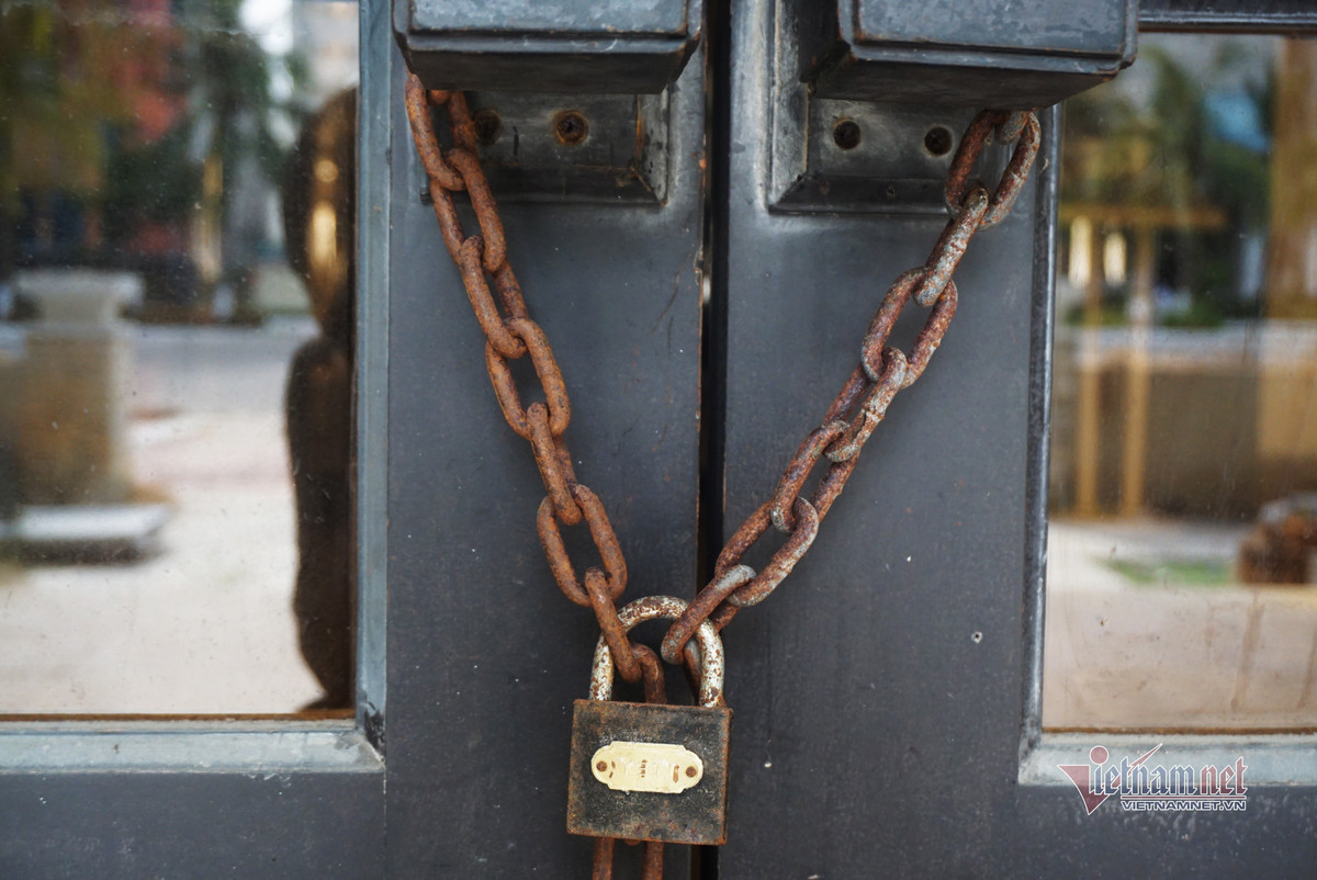 Đợt dịch COVID-19 mới bùng phát khiến việc kinh doanh của các nhà hàng, khách sạn ở Đà Nẵng rơi vào cảnh khó khăn