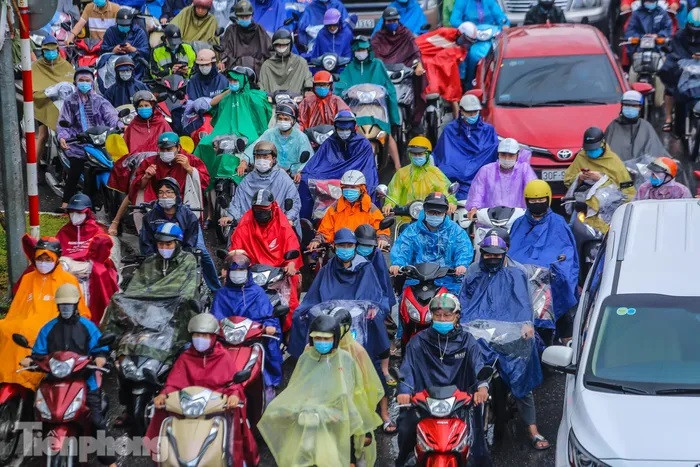 Nhích từng mét...