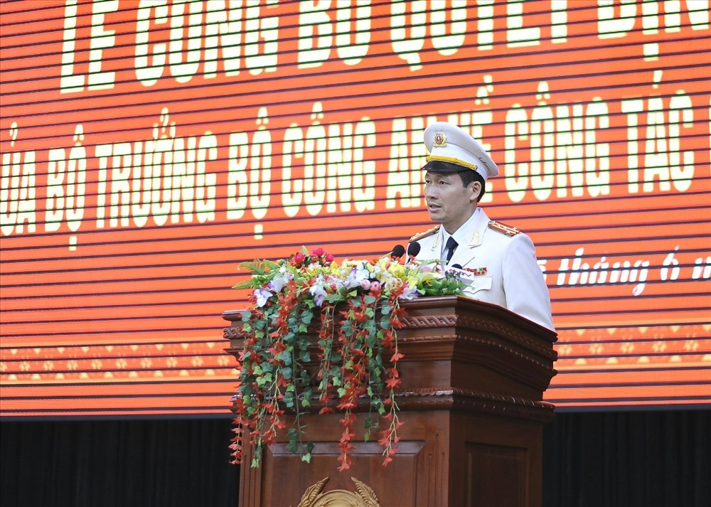 Theo kết quả bầu cử đại biểu Quốc hội khóa mới được Hội đồng Bầu cử Quốc gia công bố đầu tháng 6, tướng Văn cũng là một trong 7 giám đốc công an đơn vị cấp tỉnh trúng cử đại biểu Quốc hội khóa XV. 