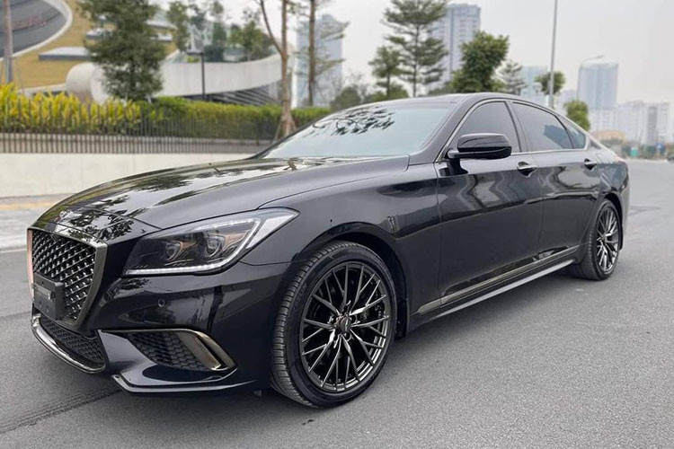 Nhìn chung, chiếc Genesis G80 Sport 2018 này là một lựa chọn tốt trong tầm giá dành cho khách hàng muốn sở hữu sedan hạng sang cỡ trung, đề cao công suất mạnh mẽ, khả năng vận hành thú vị và độ độc đáo không “đụng hàng” khi sử dụng. Dẫu vậy, mẫu xe này rất kén khách, khó bán lại bởi thương hiệu và tên tuổi chưa thực sự phổ biến.