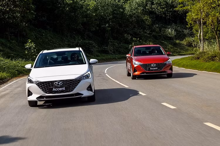 Hon 81.000 xe Hyundai den tay khach Viet trong nam dai dich