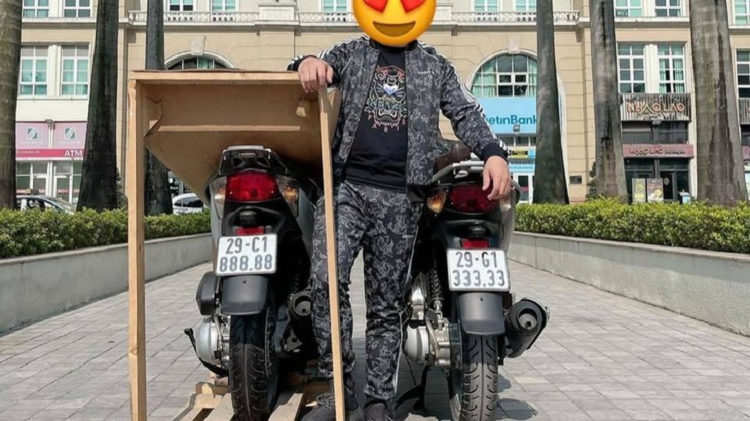 Dan choi Ha Noi chi 600 trieu “tau” Honda Dream ngu quy 8