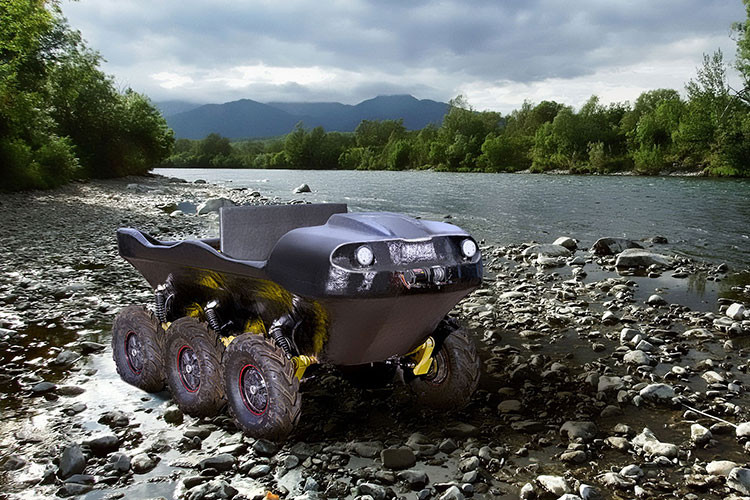 Green Scout là sản phẩm trí tuệ của hai nhóm người Nga riêng biệt, và bắt đầu được thực hiện từ năm 2017. Bây giờ, nó đang gây quỹ cộng đồng trên trang IndieGoGo, và đây cũng là nơi họ chia sẻ câu chuyện về nguồn gốc của phương tiện này.