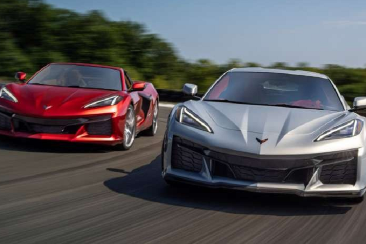 Cung cấp sức mạnh cho Corvette Z06 thế hệ mới là khối động cơ LT6 V8 5.5L, DOHC, sản sinh công suất 670 mã lực tại tua máy 8.400 vòng/phút và mômen xoắn cực đại 623 Nm tại tua máy 6.300 vòng/phút. Sức mạnh này truyền đến bánh sau qua hộp số ly hợp kép 8 cấp.