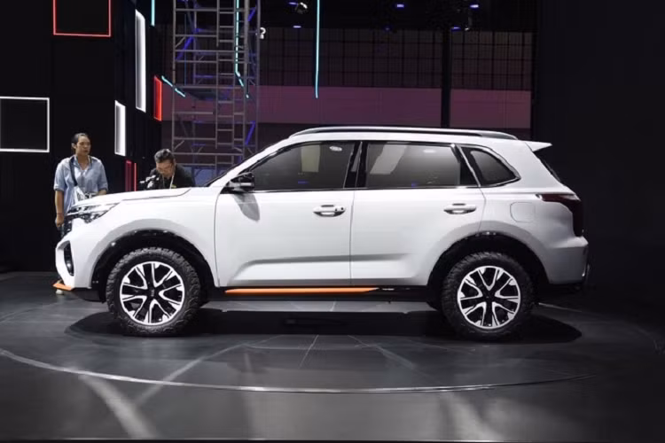 Cung cấp sức mạnh cho Kia Sportage ACE là động cơ tăng áp 1.5L 4 xy-lanh sản sinh công suất 200 mã lực. Bên cạnh đó, khách hàng cũng có thêm một tùy chọn khác là phiên bản sử dụng động cơ hút khí tự nhiên 2.0L 4 xi-lanh, sản sinh công suất 161 mã lực. Kia Sportage ACE sử dụng hệ thống trợ lái Drive Wise.