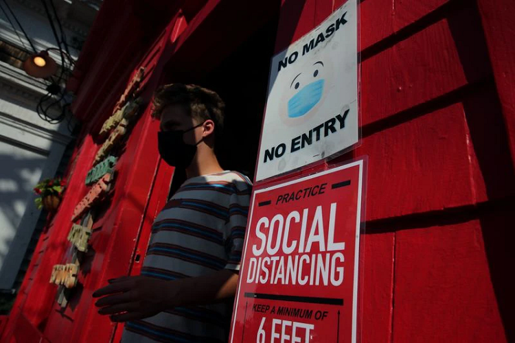 O dich ngay Quoc khanh My he lo tuong lai dai dich-Hinh-2