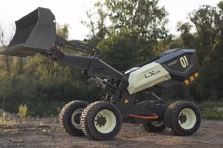 Chiếc xe xúc Volvo LX03 xây dựng tân tiến mà chúng ta thấy ở đây được lấy cảm hứng từ ZEUX, một mẫu concept được sinh ra từ bàn tay điêu luyện của các kỹ sư và nhà thiết kế ở Volvo và Lego Technic. 