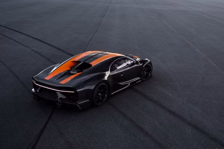 Năm 2021 chứng kiếnsự ra mắt của kiệt tác mới nhất của Bugatti là Chiron Super Sport. Mẫu xe này và Pur Sport sẽ là hai dòng xe cuối cùng với tổng cộng 40 suất còn sót lại để những vị khách có thể nhanh tay đặt hàng.