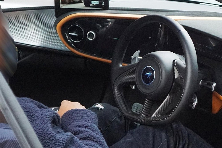 Sự có mặt của siêu phẩm McLaren Speedtail đầu tiên về Đài Loan hứa hẹn sẽ bổ sung vào bộ sưu tập xe hypercar McLaren rất đắt đỏ của nhà giàu nước này. Trước đó, giới nhà giàu ở đây đã sở hữu Senna, Senna GTR, P1 và nhiều khả năng là cả F1.