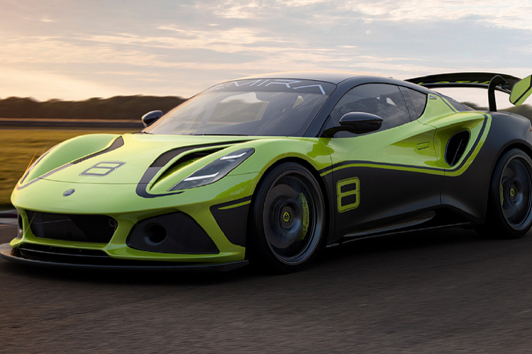 Cho đến nay, hãng xe thể thao Anh Quốc đã quyết định ra mắt phiên bản xe đua GT4 của mẫu xe Emira này để sẵn sàng tranh tài tại các giải đua thuộc hạng mục GT4 kể từ năm sau. Mẫu xe đua này được ra mắt để thay thế cho mẫu xe đua Lotus Evora GT4 mới từng được sử dụng trong thời gian vừa qua. Cho đến nay, hãng xe thể thao Anh Quốc đã quyết định ra mắt phiên bản xe đua GT4 của mẫu xe Emira này để sẵn sàng tranh tài tại các giải đua thuộc hạng mục GT4 kể từ năm sau.