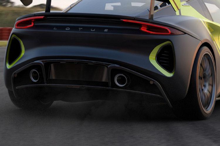 Phiên bản siêu xe Lotus Emira GT4 được phát triển với sự hợp tác của thương hiệu RML Group. Thương hiệu xe hơi có trụ sở tại Hethel sẽ chỉ sản xuất một số lượng giới hạn các mẫu xe Emira GT4 cho mùa giải 2022 và sẽ có kế hoạch tăng sản lượng cho năm 2023 nếu nhận được những phản hồi tích cực trong năm tới. Mẫu xe đua này được ra mắt để thay thế cho mẫu xe đua Lotus Evora GT4 từng được sử dụng trong thời gian vừa qua.