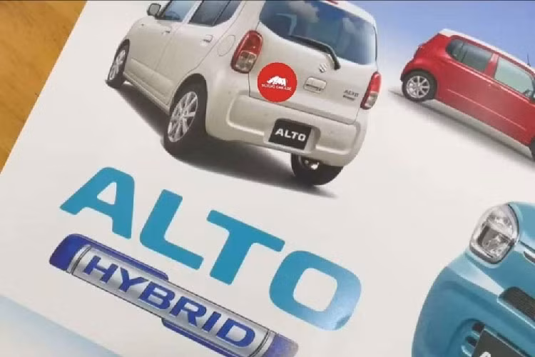 Theo tin đồn, Suzuki Alto 2022 bản tiêu chuẩn tại Nhật Bản sẽ dùng động cơ xăng 3 xi-lanh, hút khí tự nhiên mới phát triển với thông số vận hành cải thiện. Trong khi đó, bản cao cấp sẽ được trang bị hệ truyền động mild hybrid mới, giúp Suzuki Alto 2022 càng tiết kiệm xăng hơn nữa. Nhiều khả năng Suzuki Alto 2022 sẽ trở thành một trong những mẫu xe tiết kiệm xăng nhất phân khúc tại thị trường Nhật Bản.