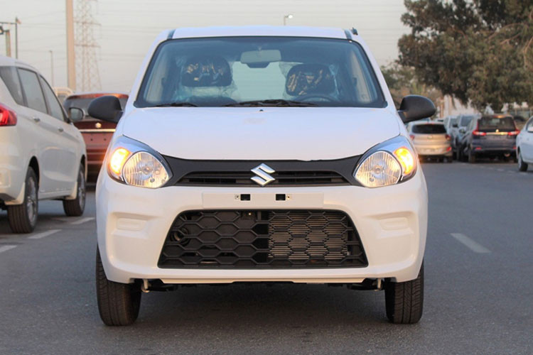 Nhờ những ưu điểm như giá rẻ và khả năng tiết kiệm nhiên liệu ấn tượng, Suzuki Alto bán rất chạy tại nhiều thị trường, đặc biệt là Ấn Độ. Theo tin đồn, Suzuki Alto 2022 bản keicar sẽ chính thức trình làng tại thị trường nội địa Nhật Bản vào tháng 1 năm sau.