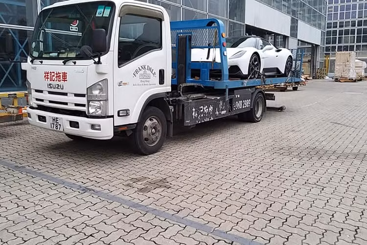 Maserati MC20 thu 2 chuan bi 