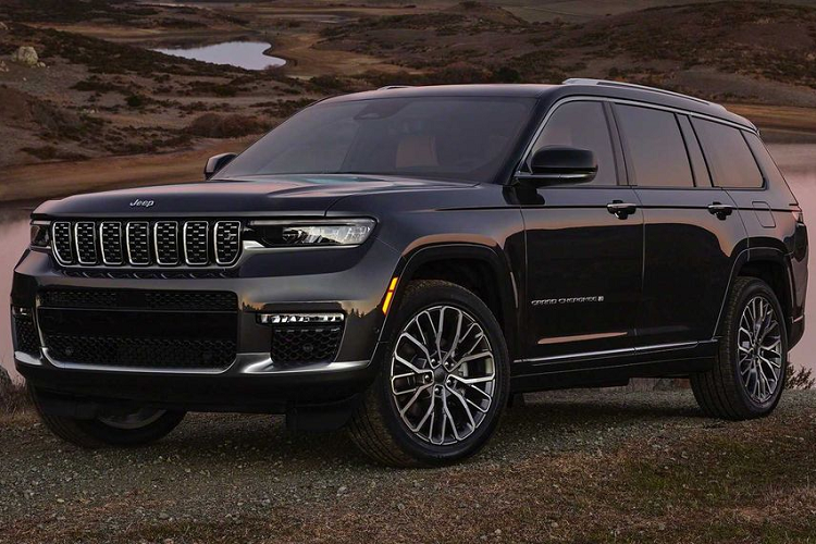 Theo thông tin có được, Jeep Grand Cherokee L 2021 sẽ được bán ra tại thị trường Việt Nam với chỉ 2 phiên bản, bao gồm bản Limited và Summit. Cả 2 đều dùng động cơ V8 5.7L, sản sinh công suất 357 mã lực và mô-men xoắn 528 Nm, đi kèm là hộp số tự động ZF 8 cấp.