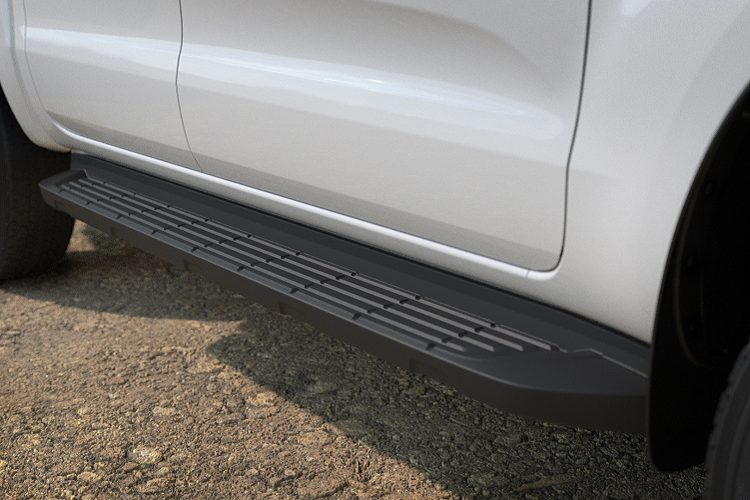 Ford Ranger Tradie sử dụng động cơ diesel tăng áp 5 xy-lanh 3.2L, cho ra công suất 197 mã lực và mô-men xoắn 470 Nm. Đi kèm với động cơ là hộp số tự động 6 cấp và hệ dẫn động 4 bánh.