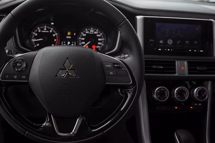 Hiện hãng Mitsubishi chưa tung ra hình ảnh nội thất của Xpander Black Series dành cho thị trường Philippines. Dự đoán, nội thất của xe sẽ không khác gì bản thường.