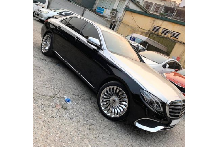 Điều này đã được áp dụng cho các mẫu xe thế hệ mới của Mercedes-Benz và càng rõ rệt hơn trong thời gian gần đây khi cả C-Class và E-Class đều lấy cảm hứng thiết kế từ S-Class.