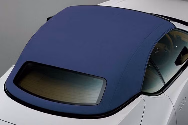 Giá xe Lexus LC 2021 Coupe và Convertible sẽ có giá bán khởi điểm tương ứng 13.270.000 Yên (khoảng 2,69 tỷ đồng) và 14.770.000 Yên (tương đương 3 tỷ đồng).