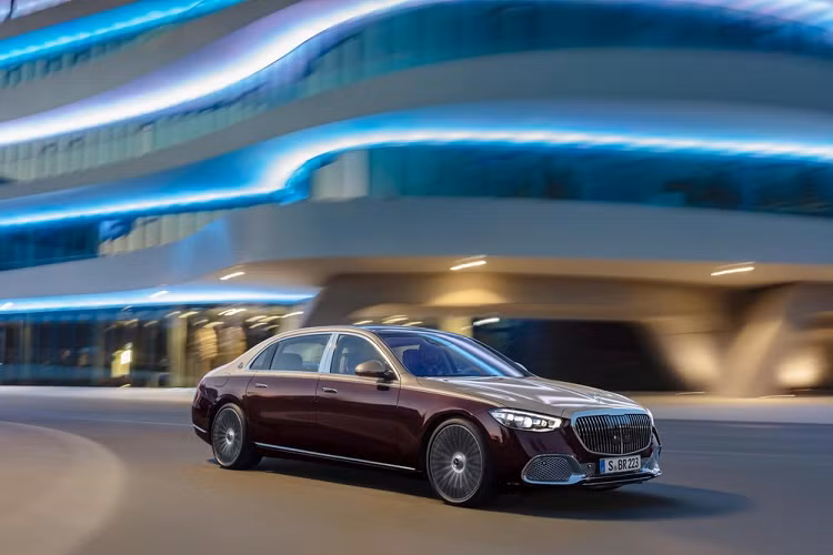 Xe sieu sang Mercedes-Maybach S-Class 2021 tu 4,29 ty dong tai My