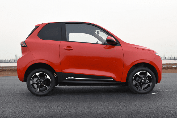 Theo tin đồn, giá xe Pocco Meimei 2022 sẽ khoảng 380.000 Baht (khoảng 260 triệu đồng) ở thị trường Thái Lan. Trong khi đó, ở thị trường Trung Quốc, xe có 4 bản trang bị và giá dao động từ 29.800 - 46.800 Nhân dân tệ (khoảng 104 - 164 triệu đồng), ngang ngửa Wuling Hongguang Mini EV.