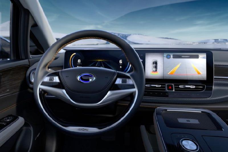 Và ngay cả khi sạc quanh năm ở nhiệt độ phòng thì gói pin được trang bị trên chiếc Aion V 6C vẫn có phạm vi hoạt động lên đến 1.000.000 km trước khi cần thay thế.