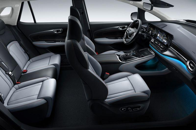 Bên cạnh đó, GAC Aion tuyên bố với mức sạc liên tục ở tốc độ tối đa như vậy sẽ không có bất kỳ ảnh hưởng hư hại nào tới gói pin.