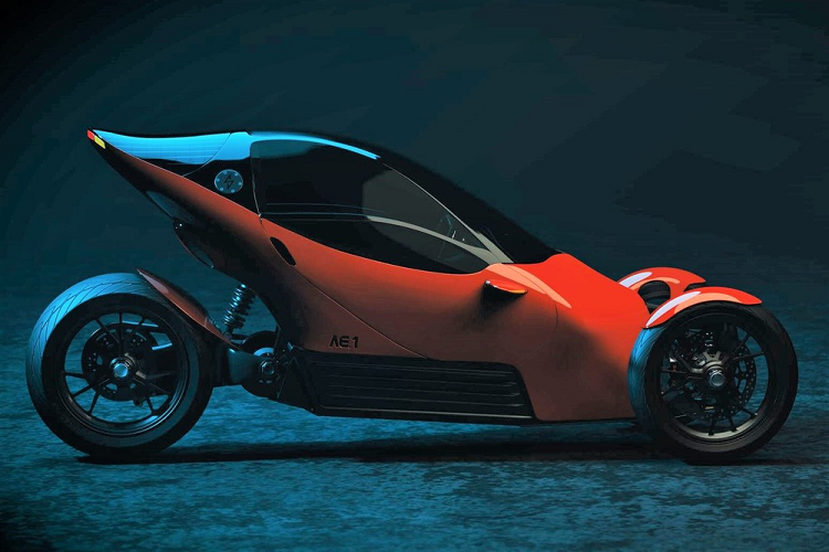 Johnny Tri Nguyen tu thiet ke moto dien co mui, kem may lanh