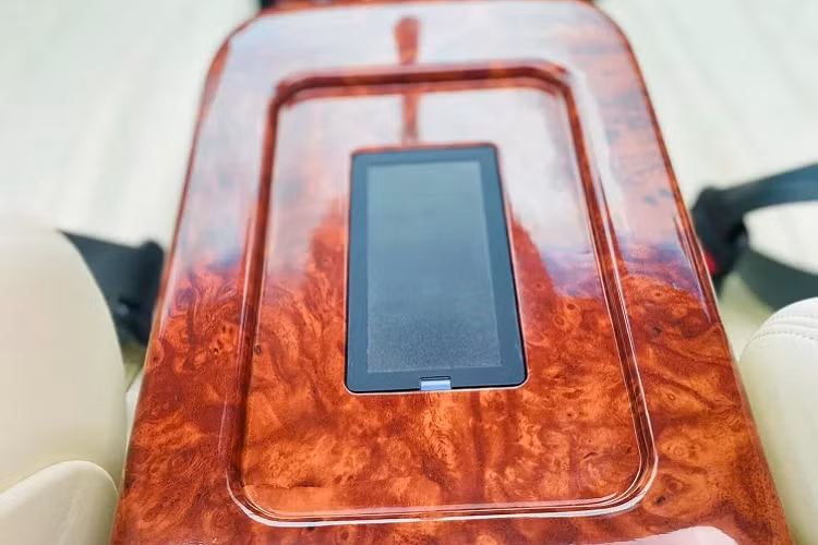 Ở các dòng xe như SUV hay MPV, chủ xe sẽ phải chấp nhận giảm chỗ ngồi, cắt giảm hàng ghế thứ 3 để tăng độ rộng rãi, đổi lấy trải nghiệm sử dụng tiện nghi hơn.