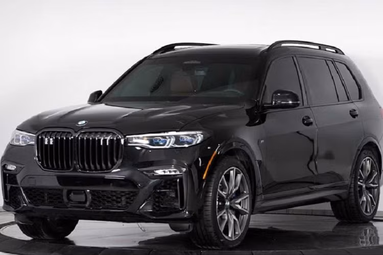 Inkas cho biết đây là chiếc BMW X7 thương mại đầu tiên trên thế giới được trang bị áo giáp và hiện đã có sẵn để đặt hàng. Mức giá xe BMW X7 chống đạn này chưa được công bố chính thức.