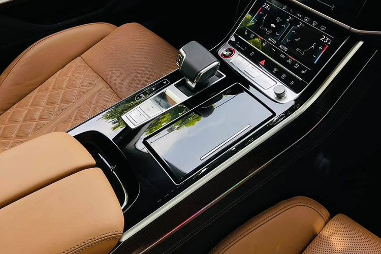 Có thể thấy thông số này là quá hoàn hảo cho một chiếc sedan dài gần 5,2 mét và cân nặng hơn 2,2 tấn của hãng xe Audi.