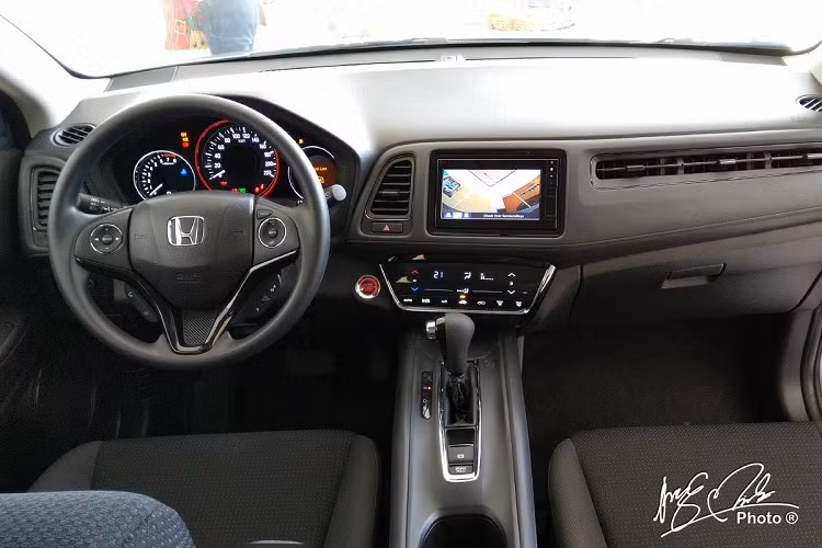 Honda HR-V giam 160 trieu tai dai ly, mong thoat e 