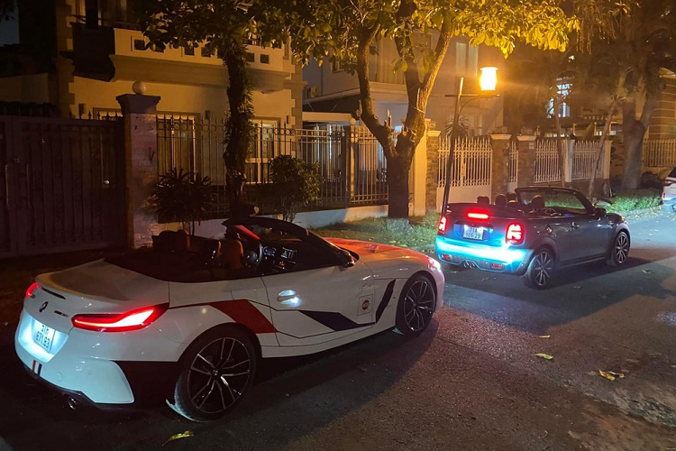 Động cơ này cho phép chiếc xe thể thao mui trần BMW Z4 sDrive30i Msport tăng tốc từ vị trí xuất phát lên 100 km/h chỉ trong thời gian 5,4 giây trước khi đạt tốc độ tối đa 250 km/h.