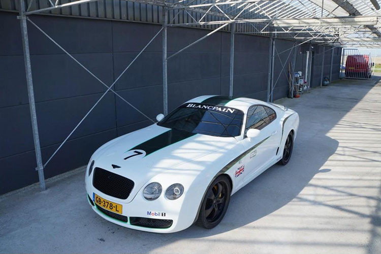 Nếu may mắn, chiếc xe sẽ rơi vào tay một người mê xe Nhật Bản thực sự, và quyết định chi thêm một khoản tiền để phục chế nó trở lại hình dạng ban đầu, và thậm chí độ nó thành “sát thủ trên đường đua drag”.